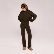 The Oversized Knit Jumper — Deep Olive — silhouette-face