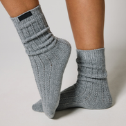 The Knit Socks — Dark Grey — portee-croisee